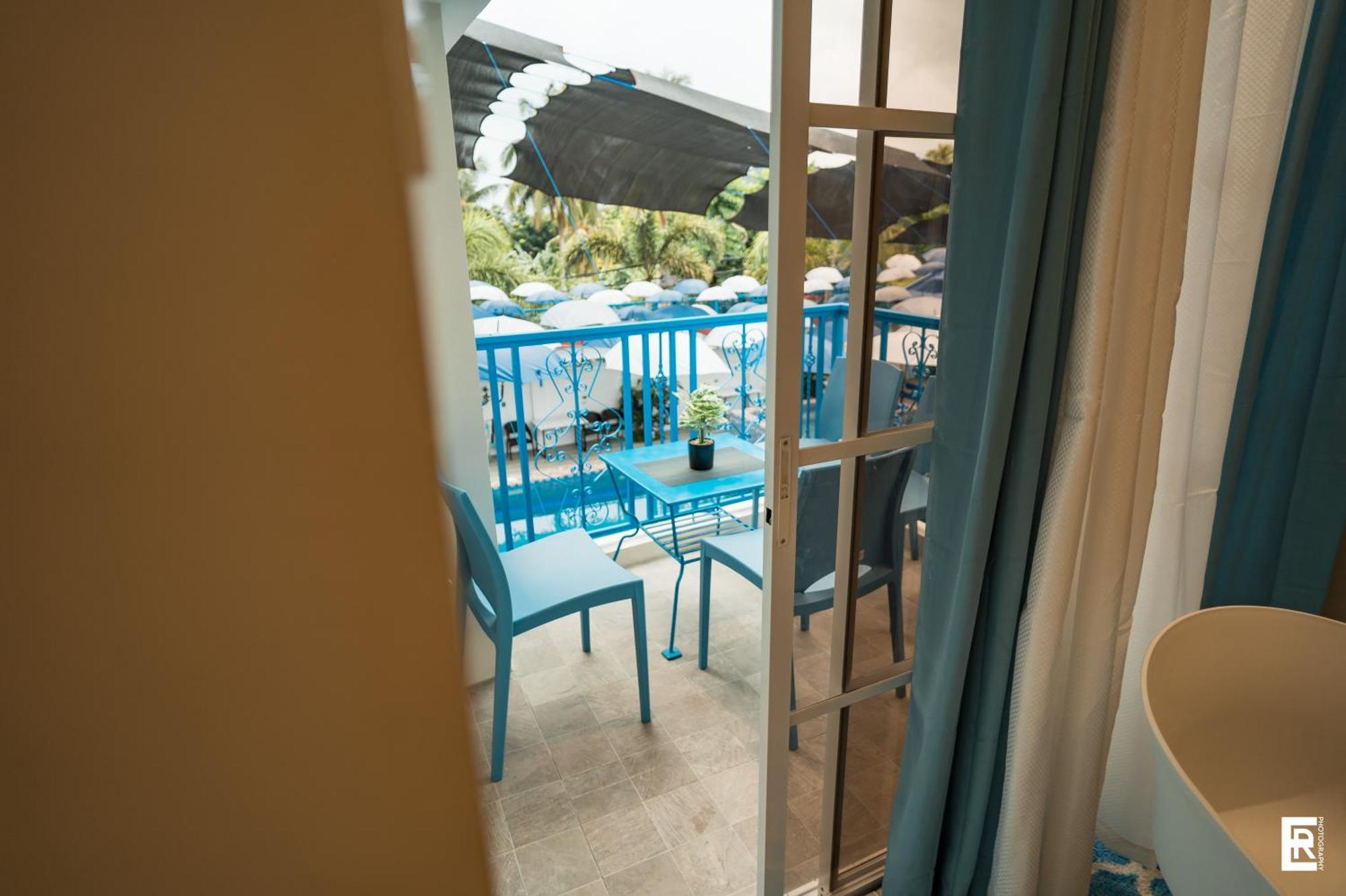 Bernese Resort Hotel Powered By Cocotel Ligao Quarto foto